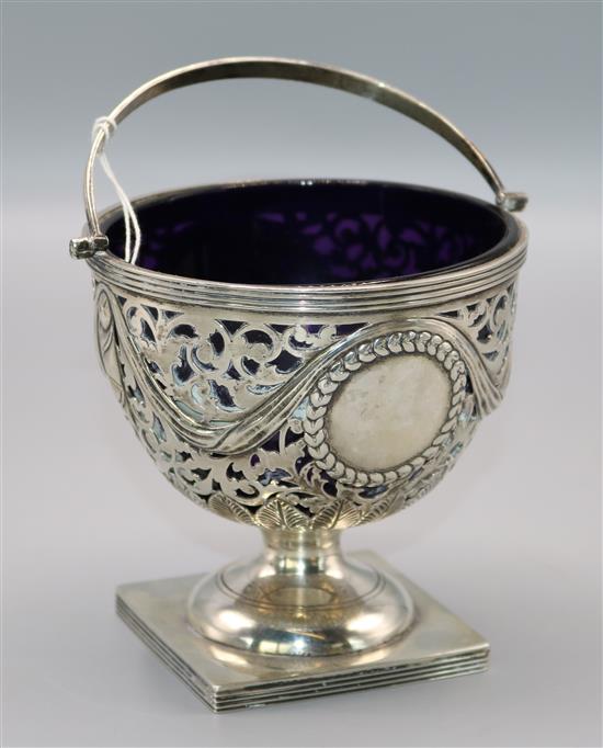 George V silver sugar basket, Elkington, Birmingham 1912